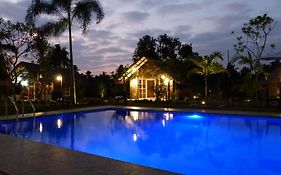 Coco Village Hotel Chilaw
